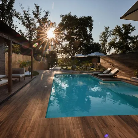 River Breeze House *