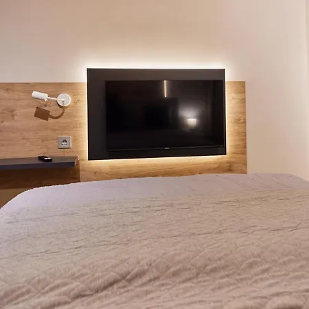 River Breeze House Vila Sremska Kamenica