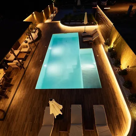 Vila River Breeze House